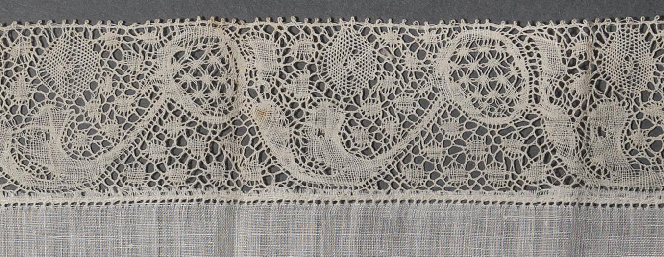 2002.0001.001.020 Handkerchief, detail 3, reverse