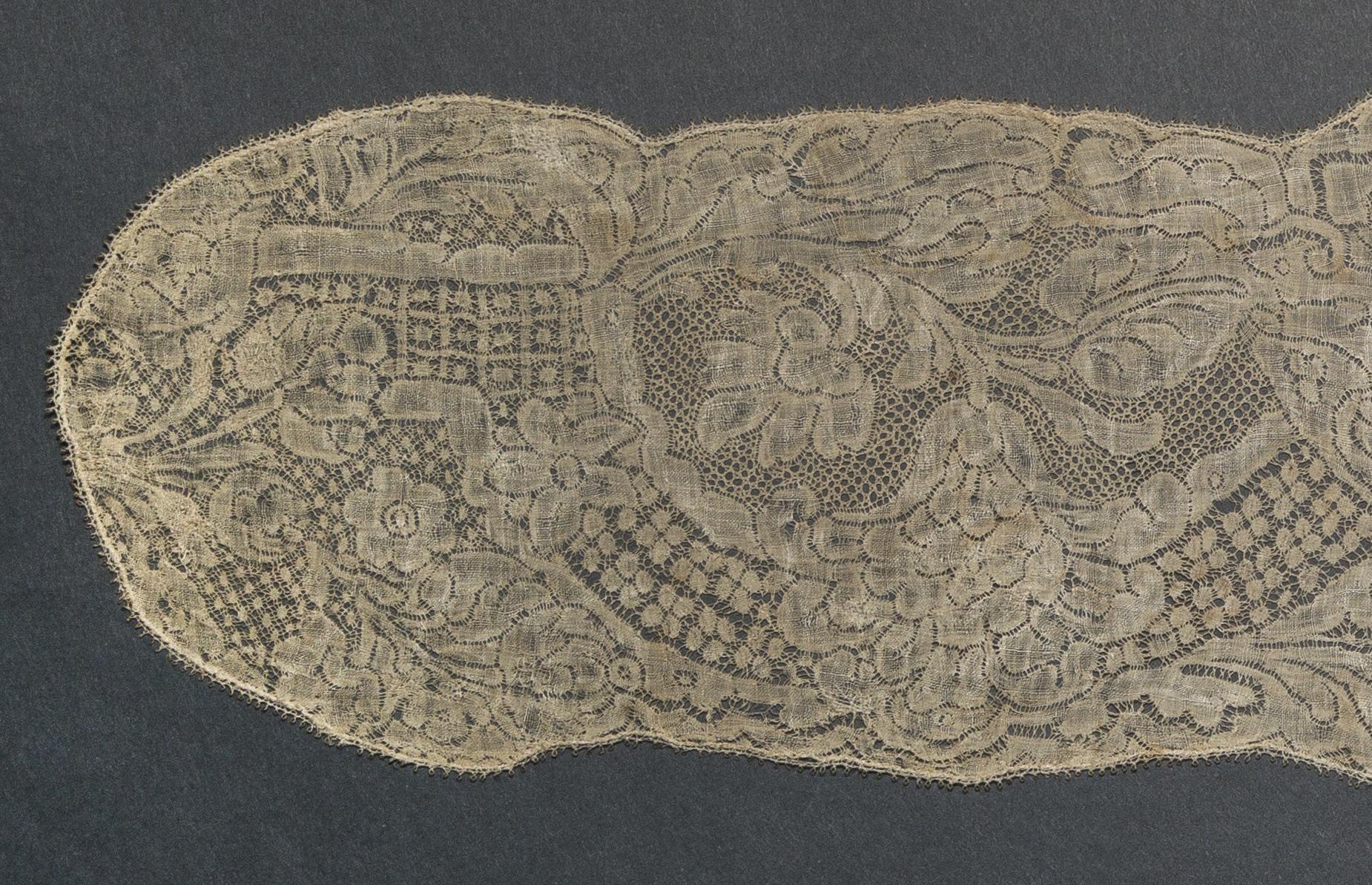 2002.0001.001.025 A Lappet, detail 1