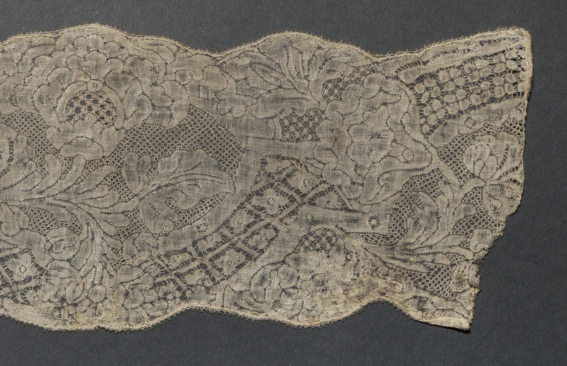 2002.0001.001.025 A Lappet, detail 3