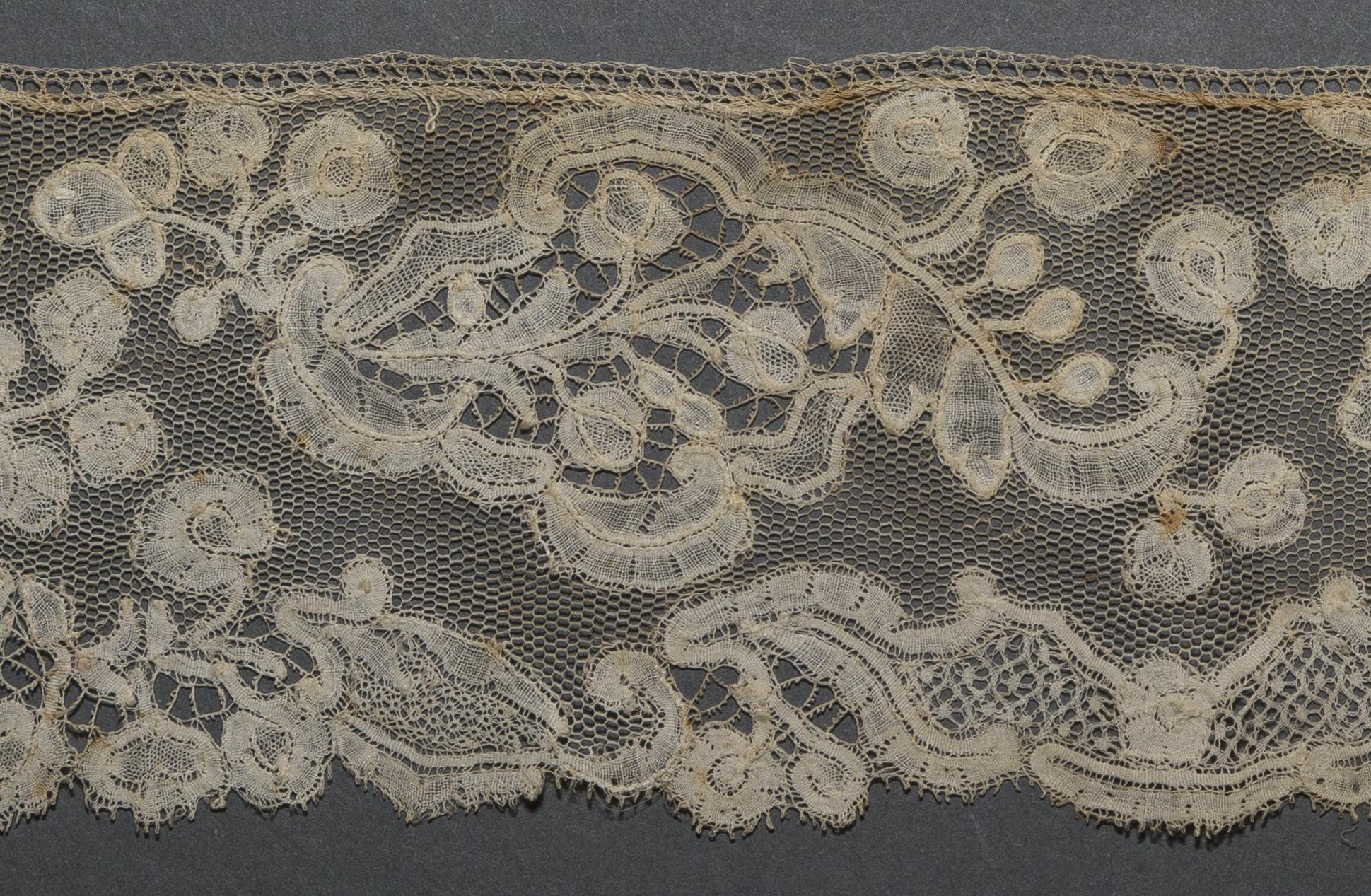 2002.0001.001.042 Passementerie, detail 3