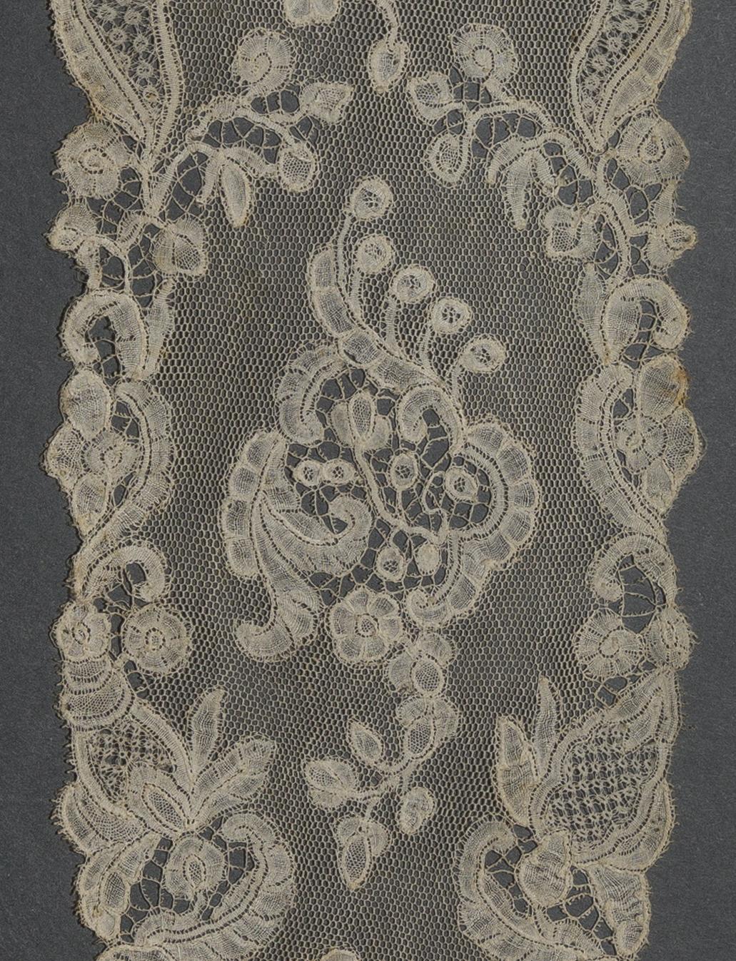 2002.0001.001.043 Lappet, detail 4