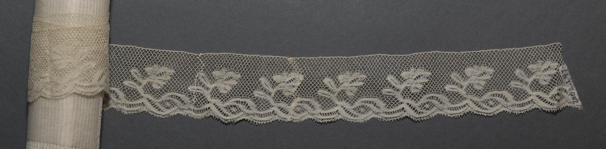 2002.0001.001.047 Passementerie, overall, reverse