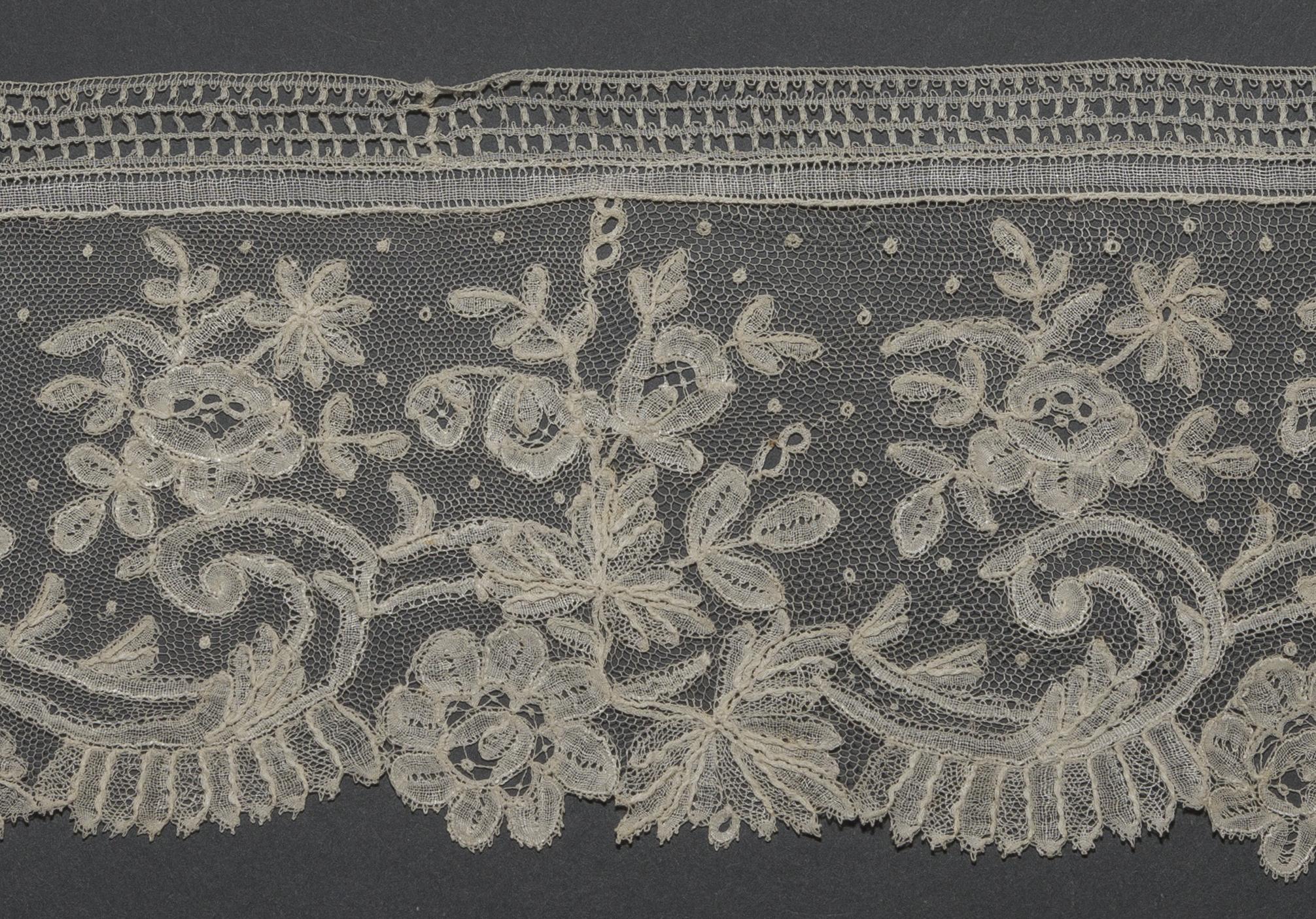 2002.0001.001.053 C Passementerie, detail 2