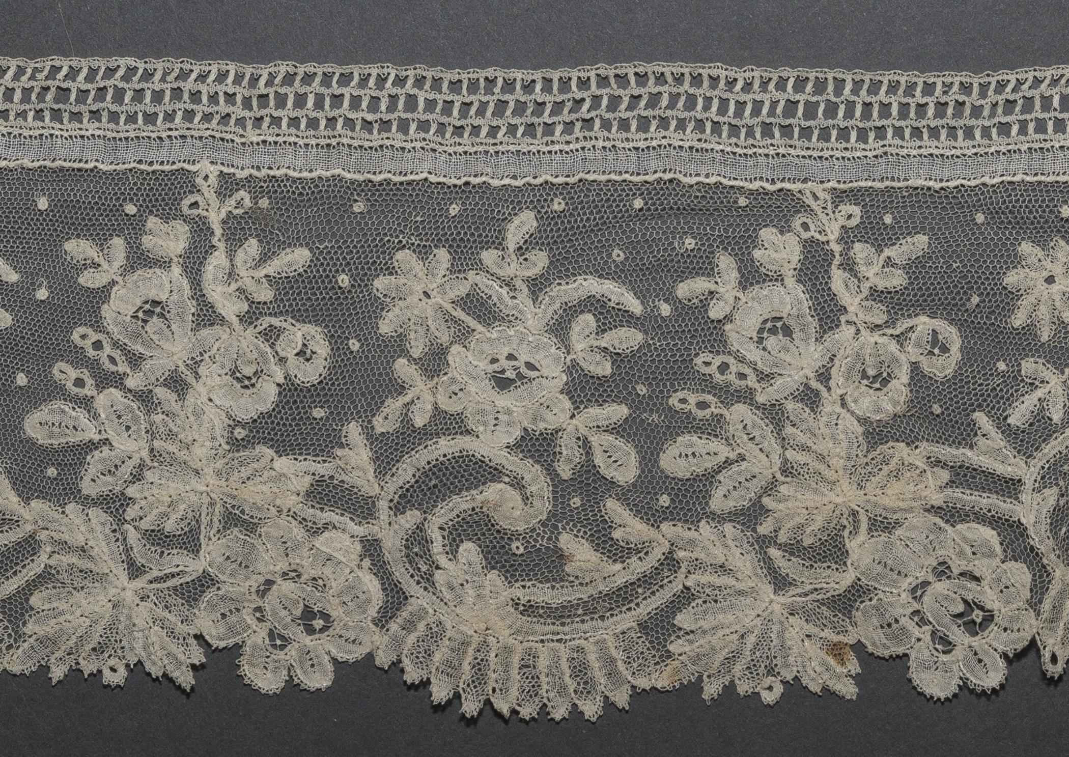 2002.0001.001.053 B Passementerie, detail 2