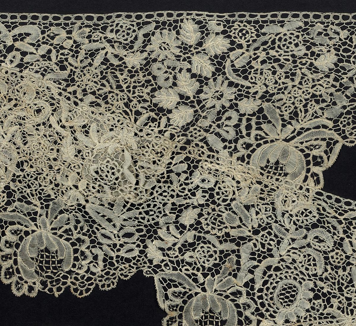 2002.0001.001.054 Lace, Detail