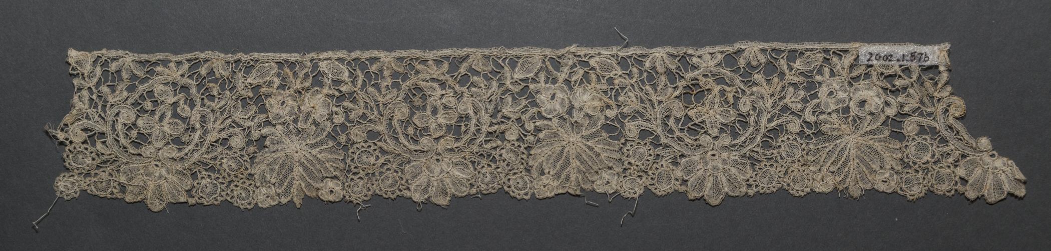 2002.0001.001.057 B Passementerie, overall, reverse