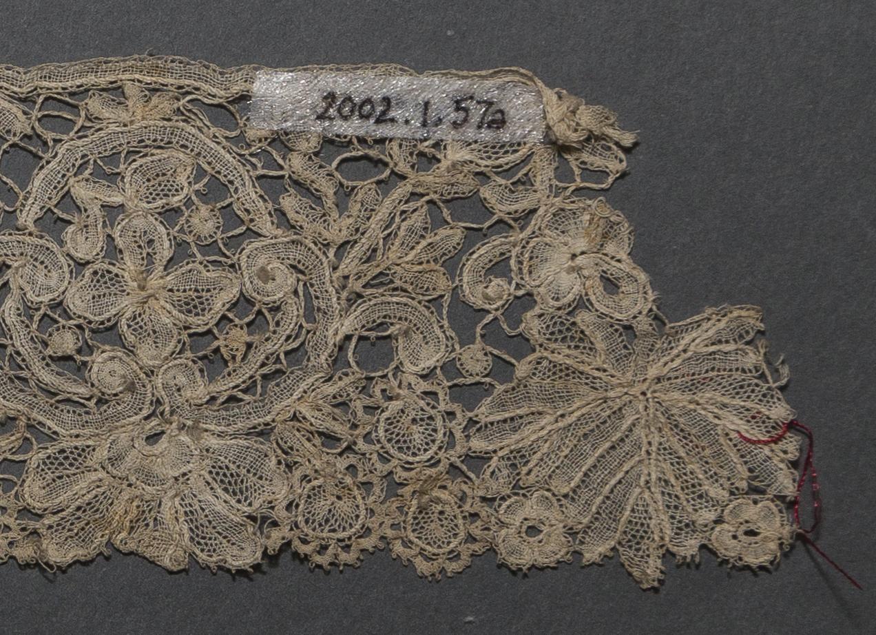 2002.0001.001.057 A Passementerie, detail 2, reverse