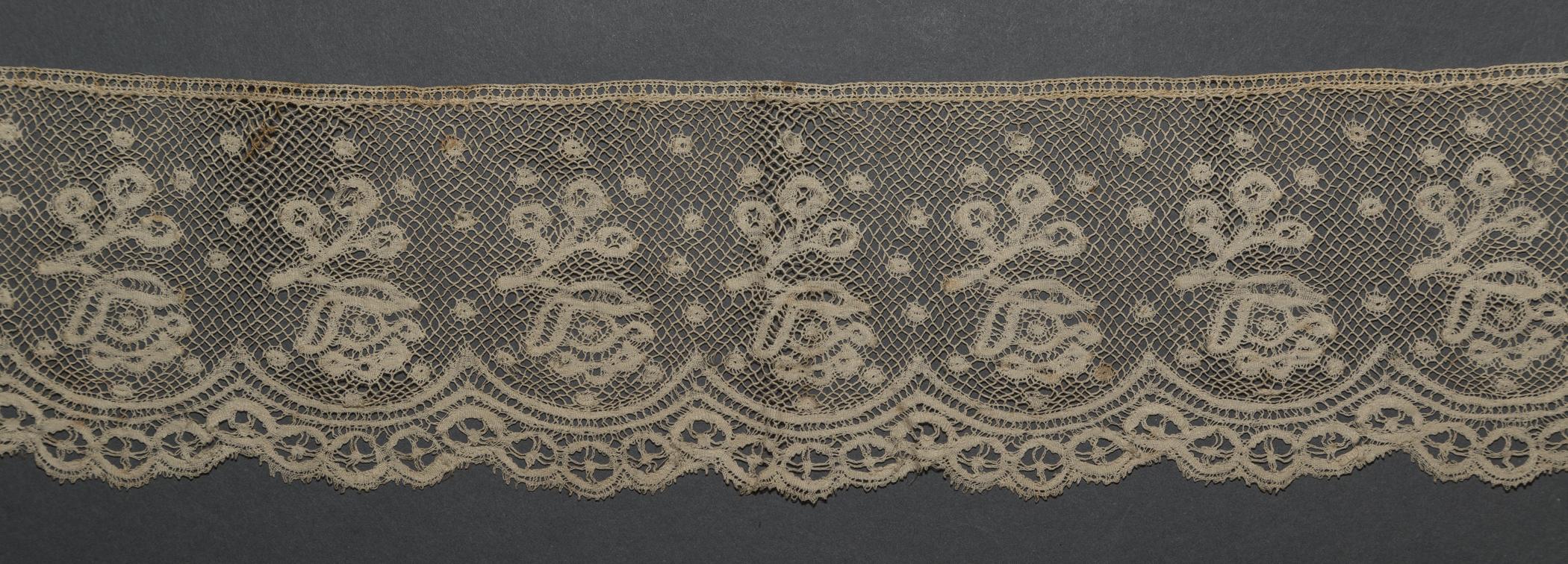 2002.0001.001.061 Passementerie, detail 3