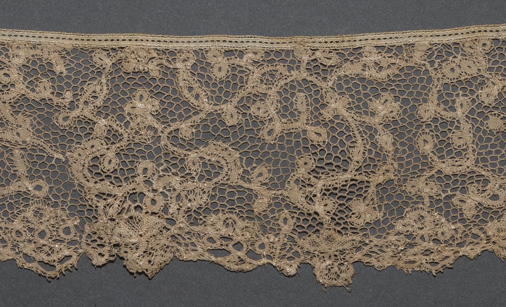 2002.0001.001.072 Passementerie, detail 2, reverse