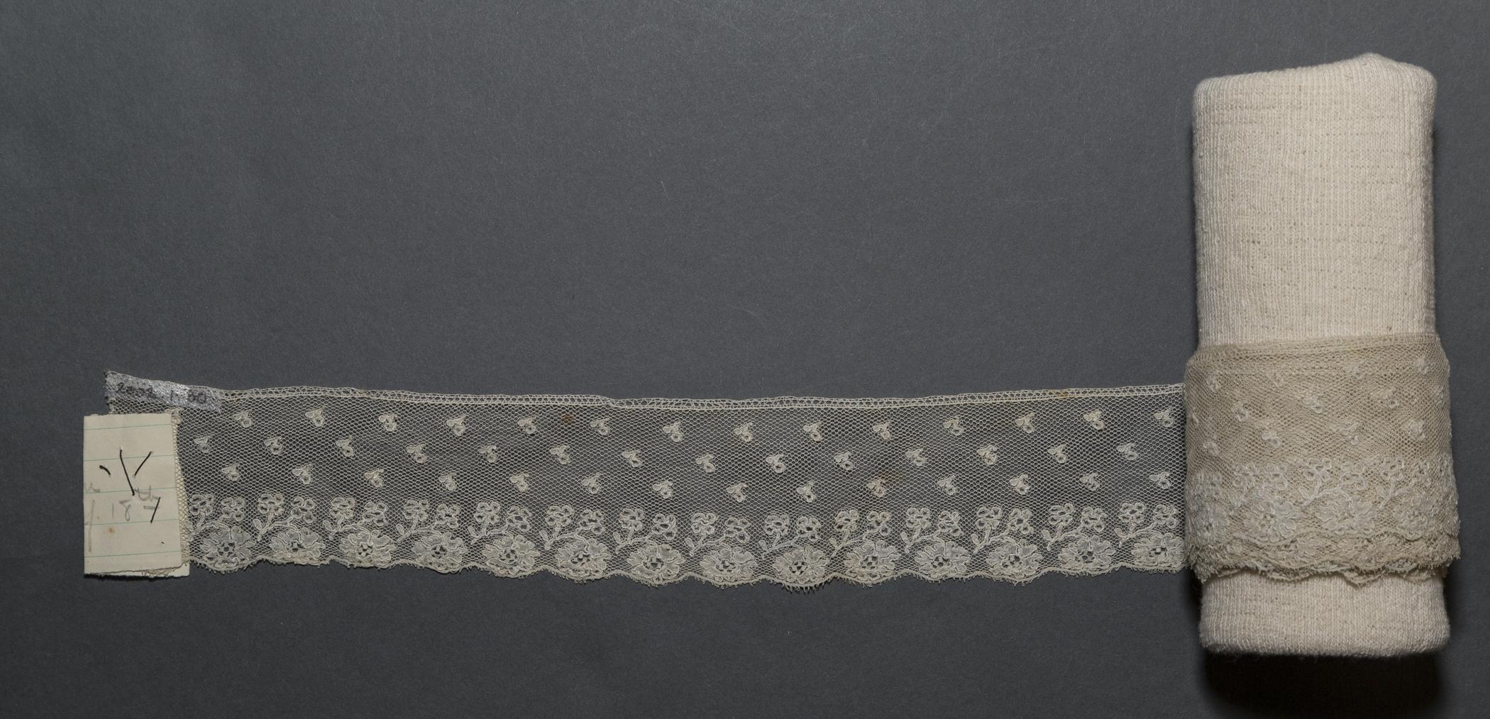 2002.0001.001.080 Passamenterie, overall, reverse