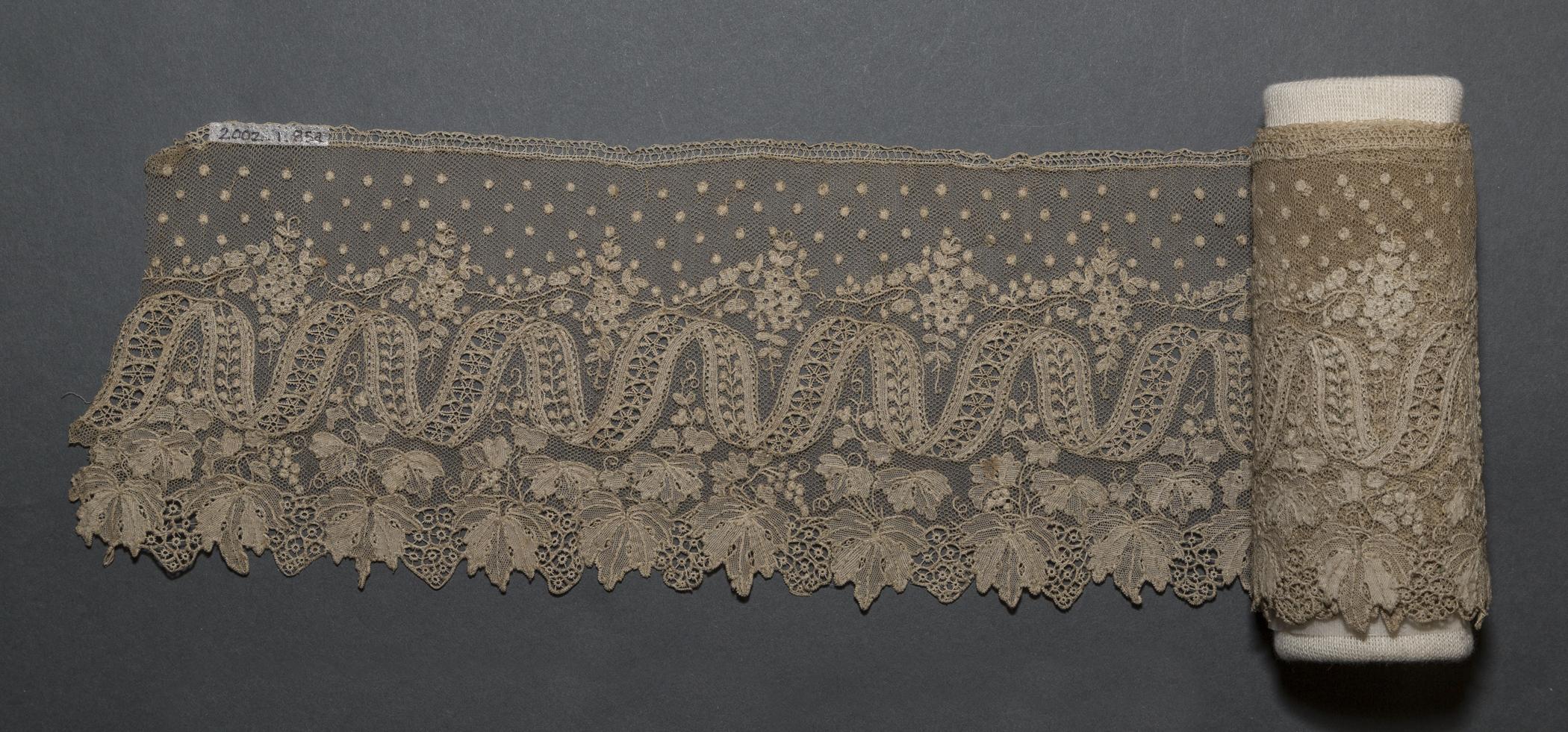 2002.0001.001.085 A Bed hanging, overall, reverse