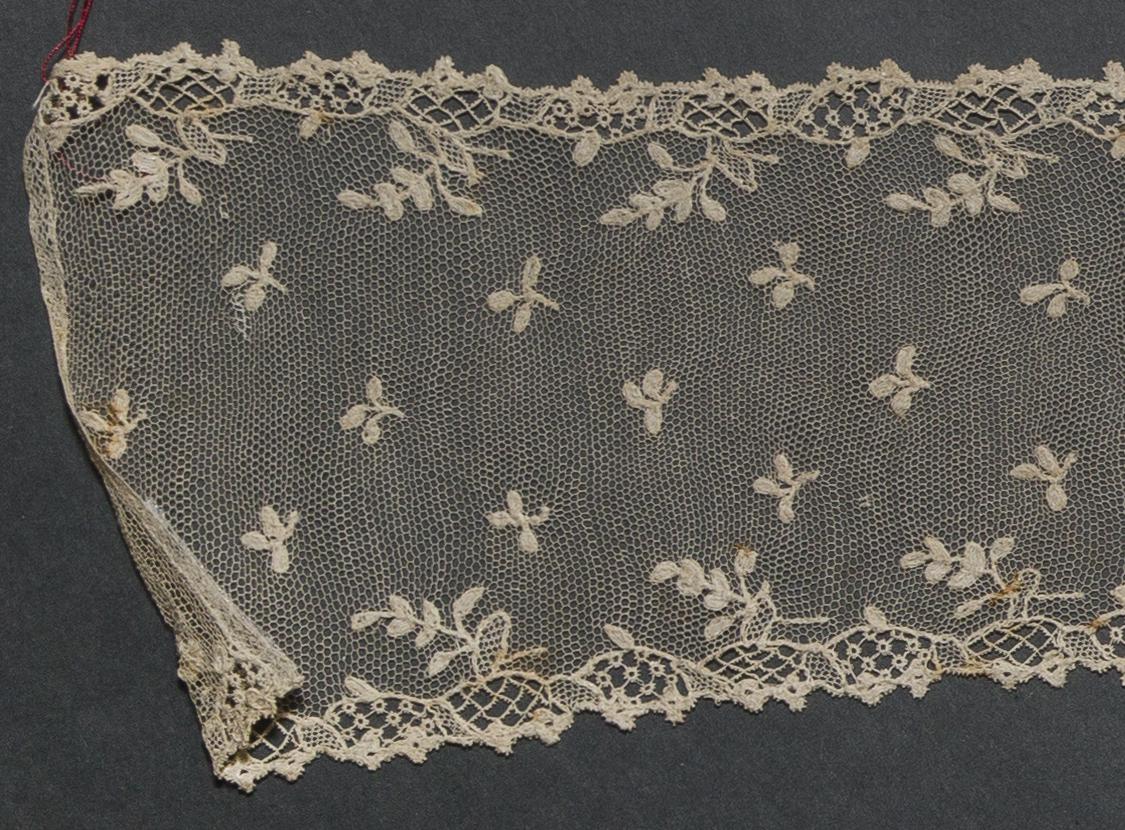2002.0001.001.086 A Lappet, detail 1, reverse