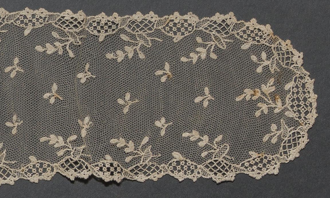 2002.0001.001.086 A Lappet, detail 3, reverse