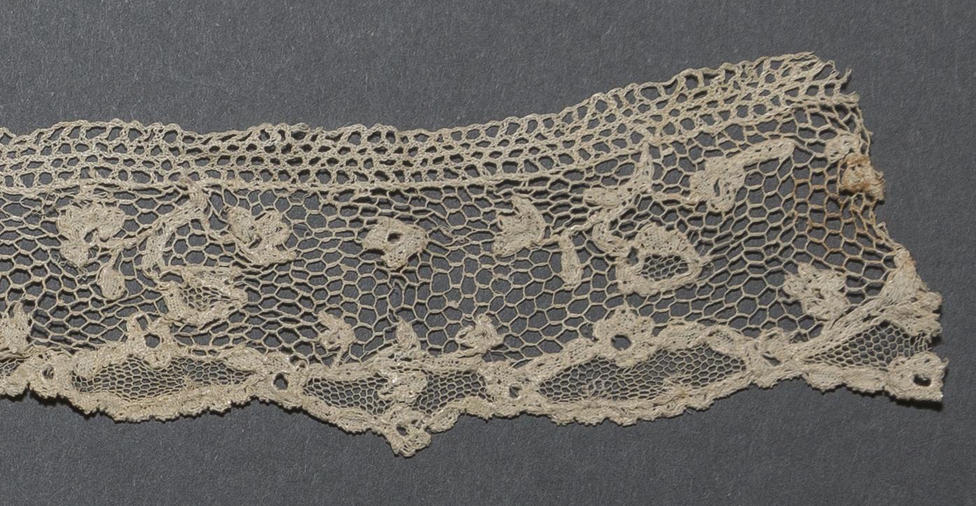 2002.0001.001.089 B Passementerie, detail 2