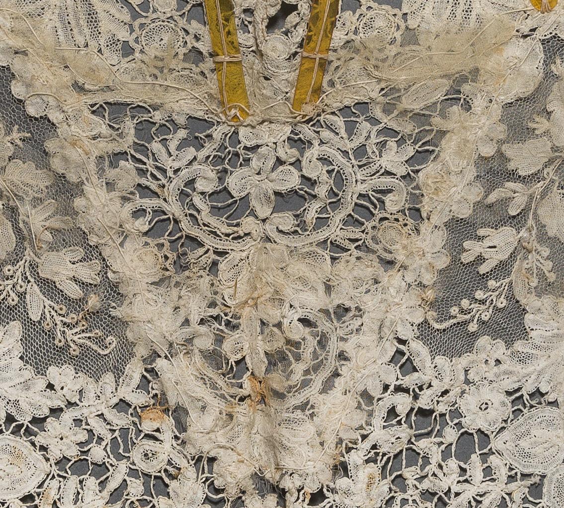 2002.0001.001.092 Collar, detail 3, reverse