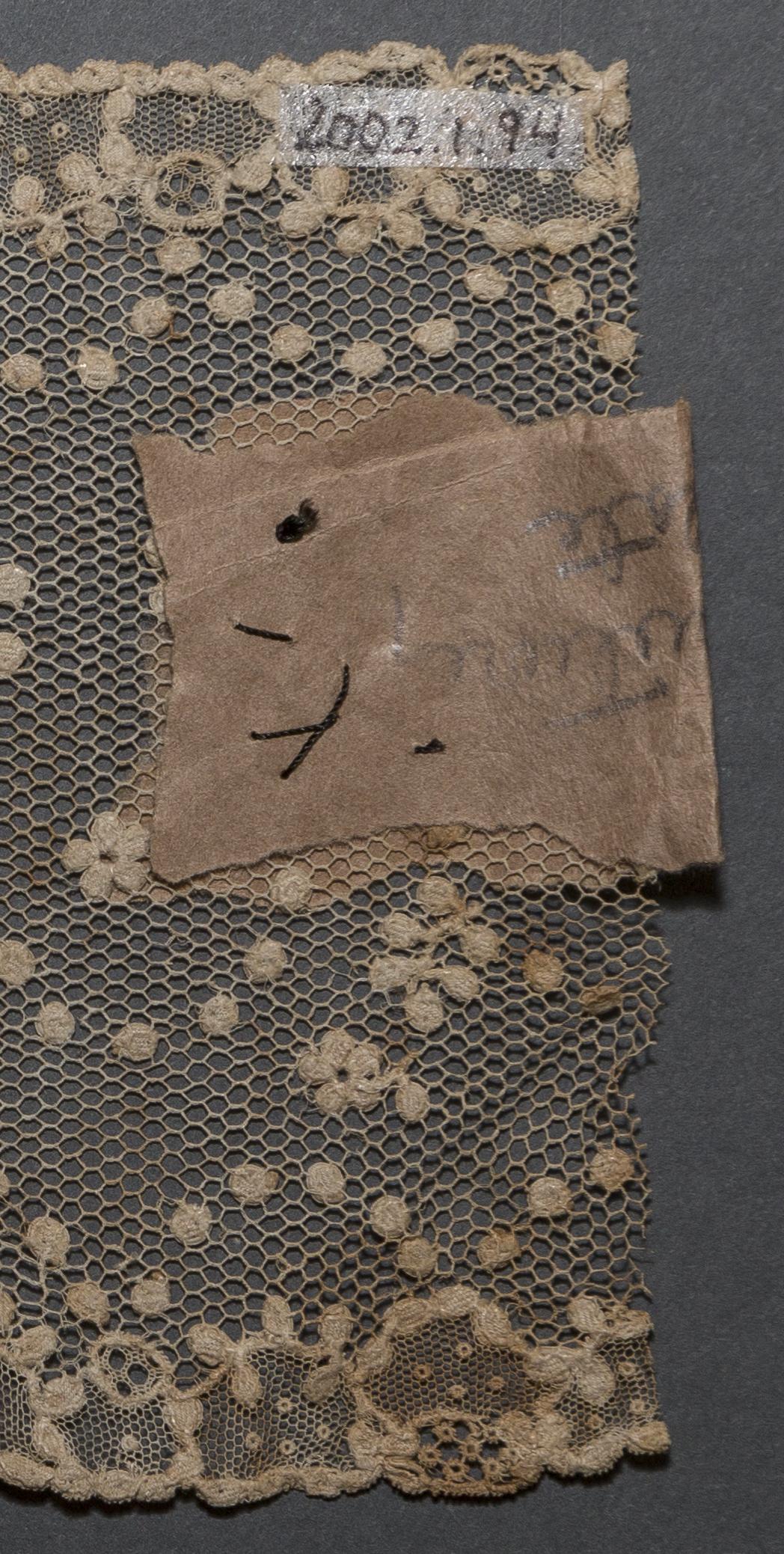 2002.0001.001.094 Passementerie, detail 2, reverse