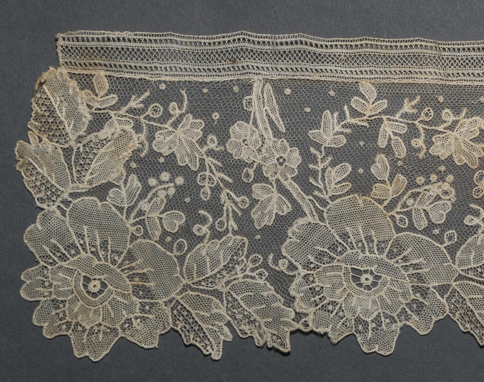 2002.0001.001.095 Passementerie, detail 2, reverse