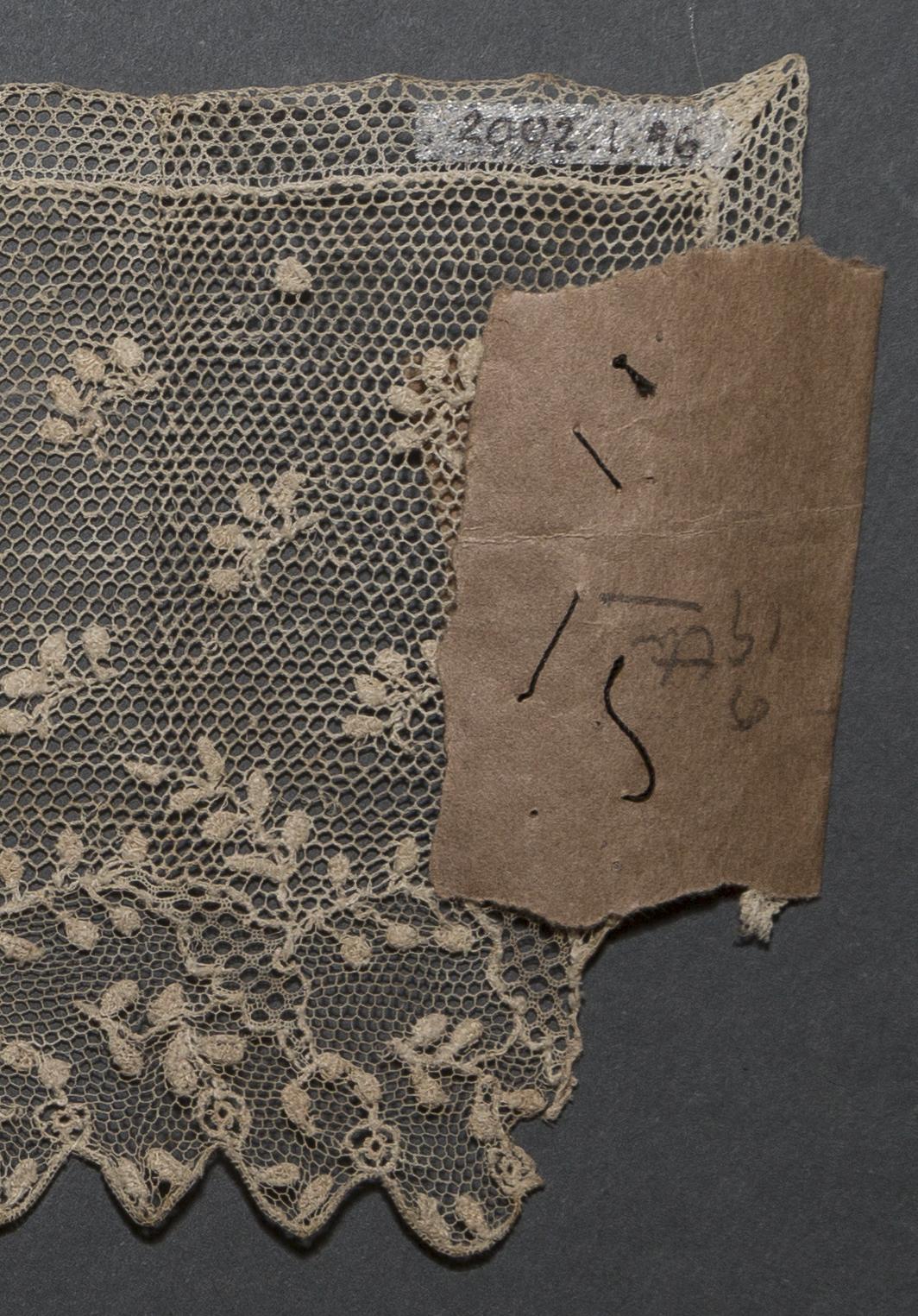 2002.0001.001.096 Passementerie, detail 2, reverse