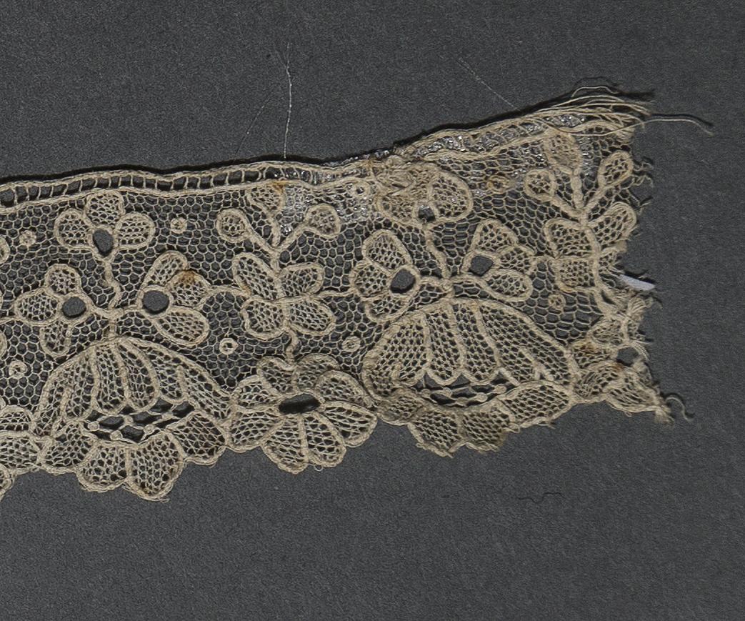 2002.0001.001.098 Passementerie, detail 2