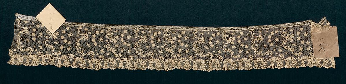 2002.0001.001.100 Lace, Verso