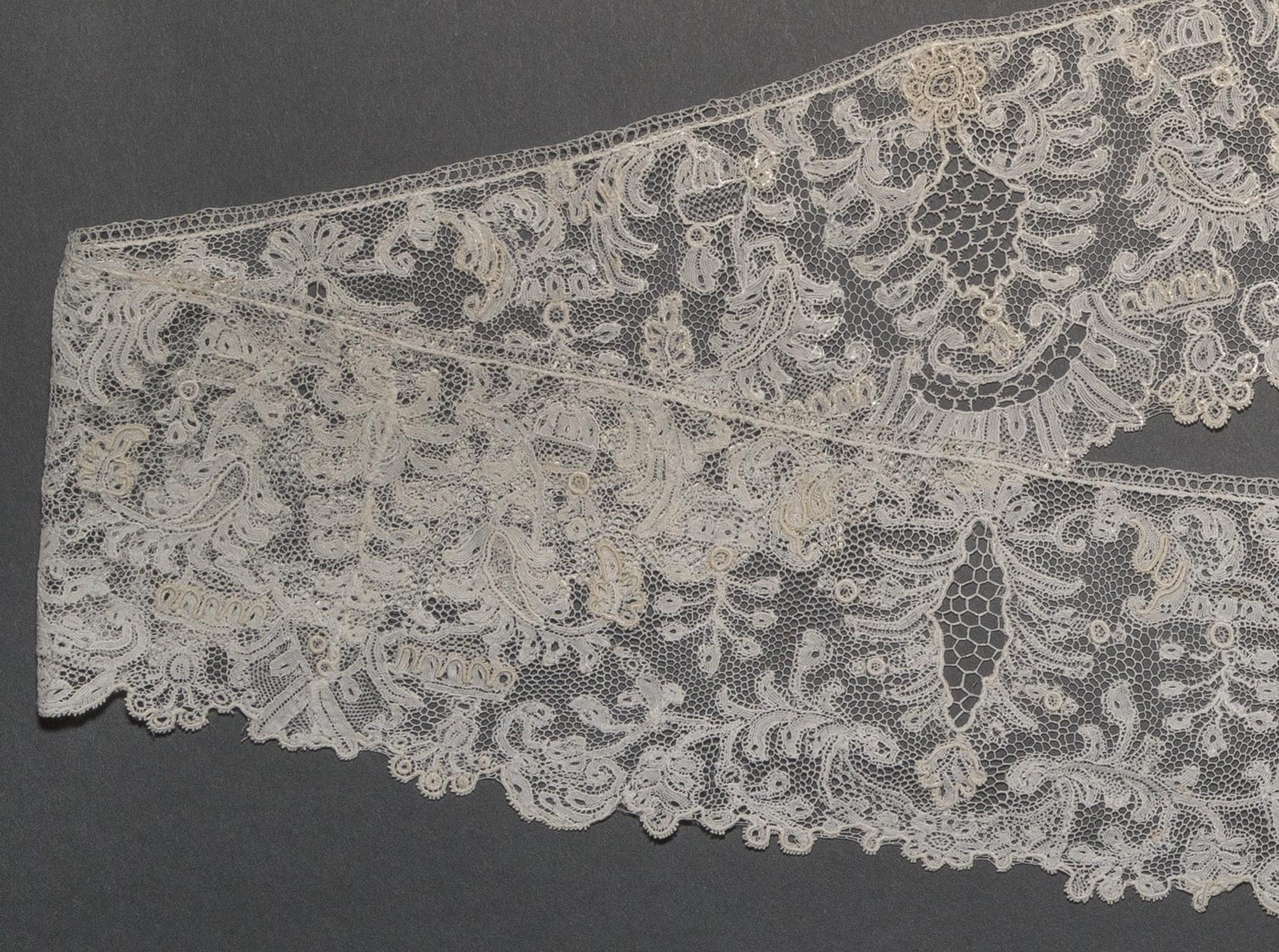 2002.0001.001.101 B Passementerie, detail 1
