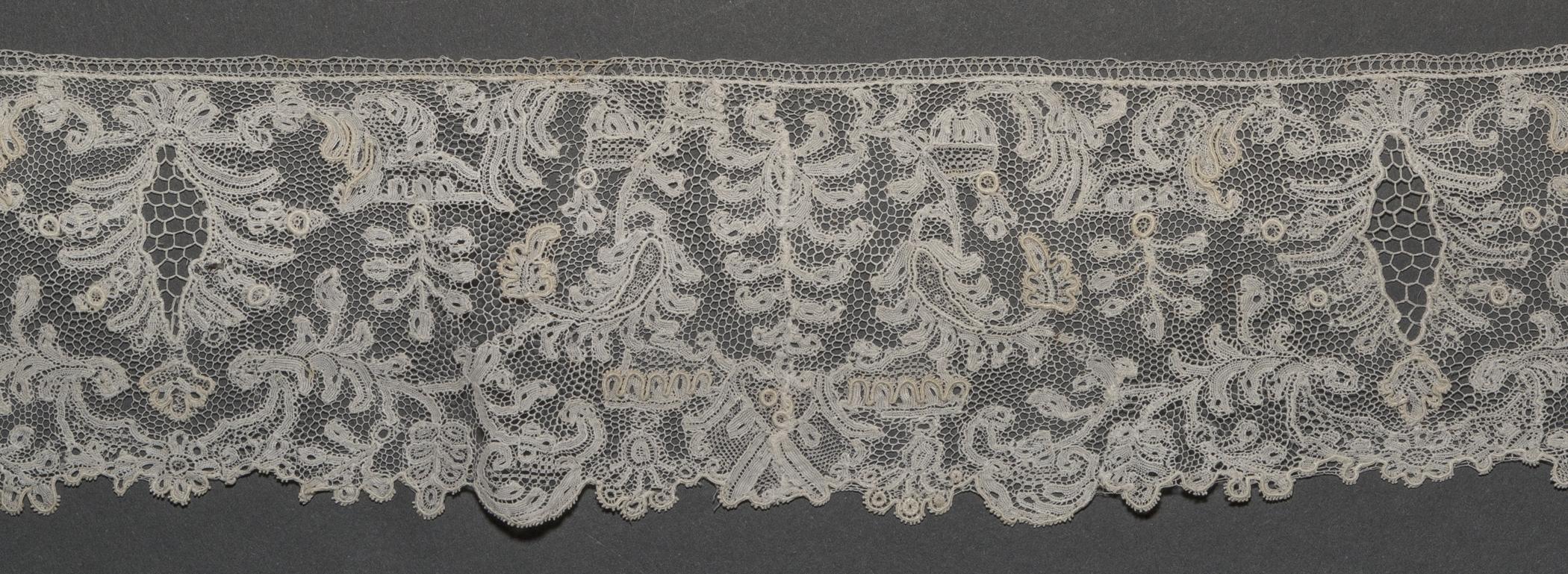 2002.0001.001.101 B Passementerie, detail 3
