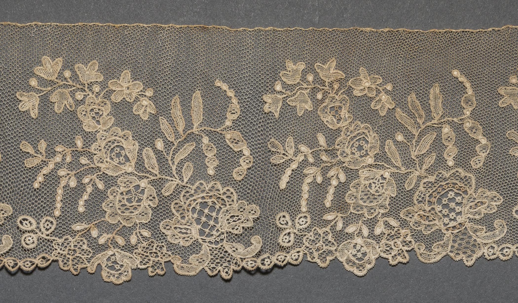 2002.0001.001.102 A Passementerie, detail 3