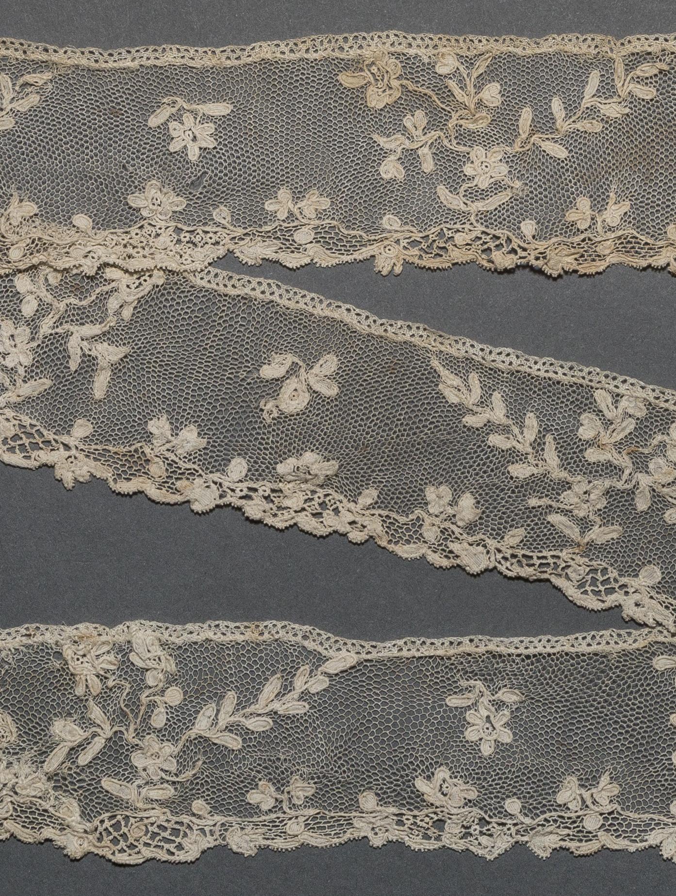 2002.0001.001.109 Passementerie, detail 1