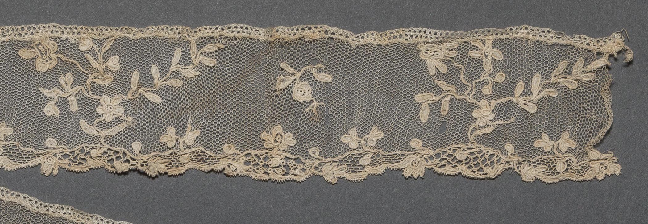 2002.0001.001.109 Passementerie, detail 2