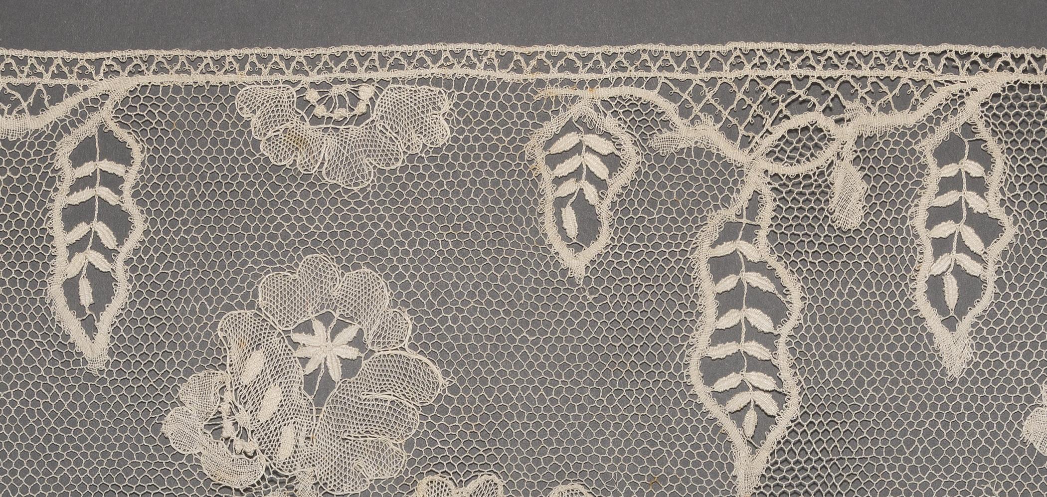 2002.0001.001.118 Bed hanging, detail 1, reverse