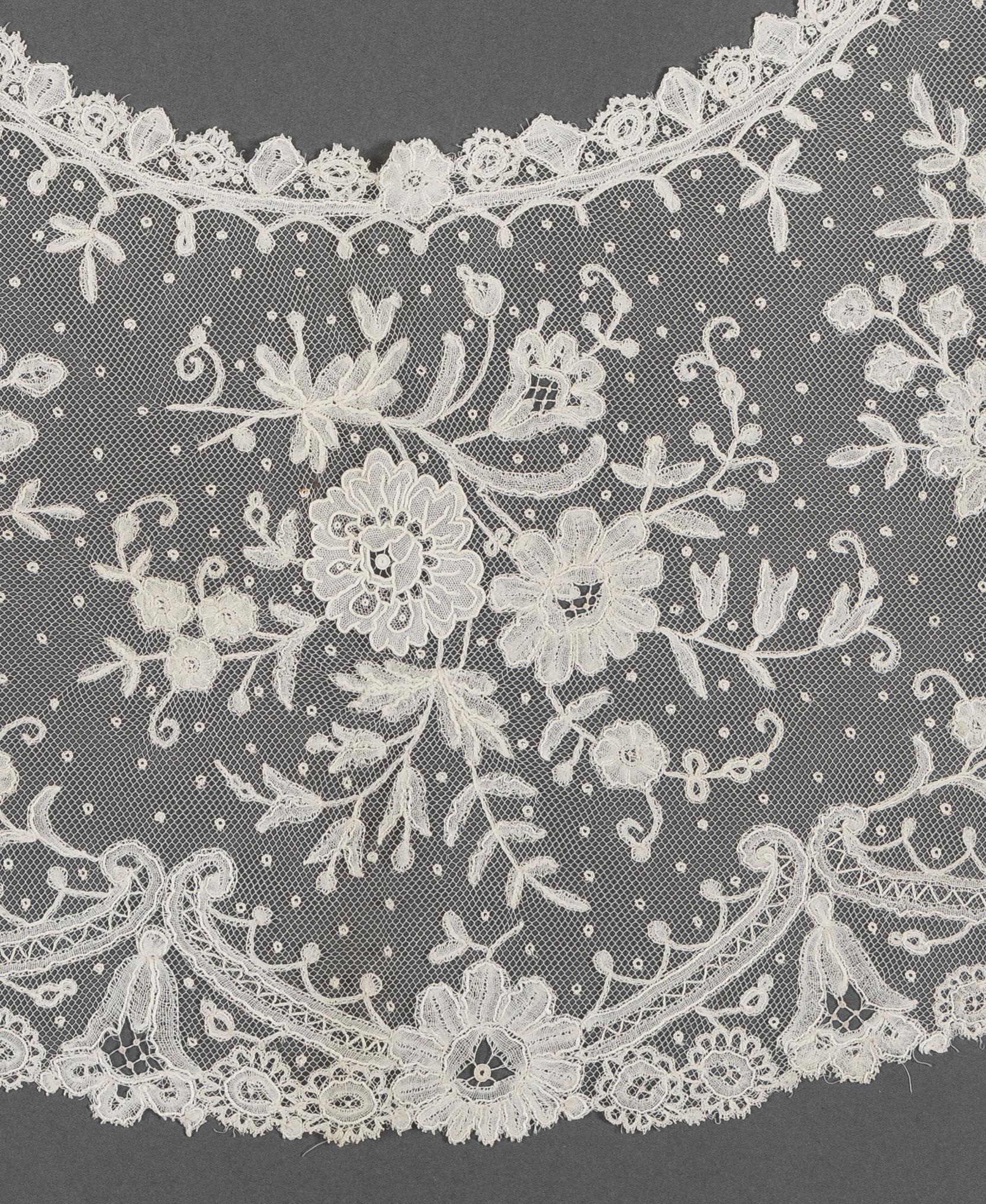 2002.0001.001.119 Collar, detail 2