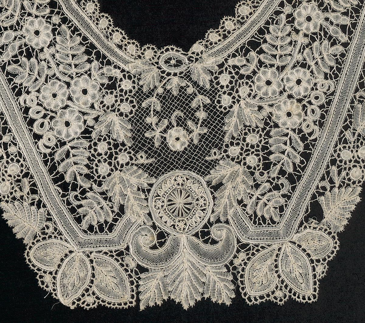 2002.0001.001.120 Lace Collar, Detail 2