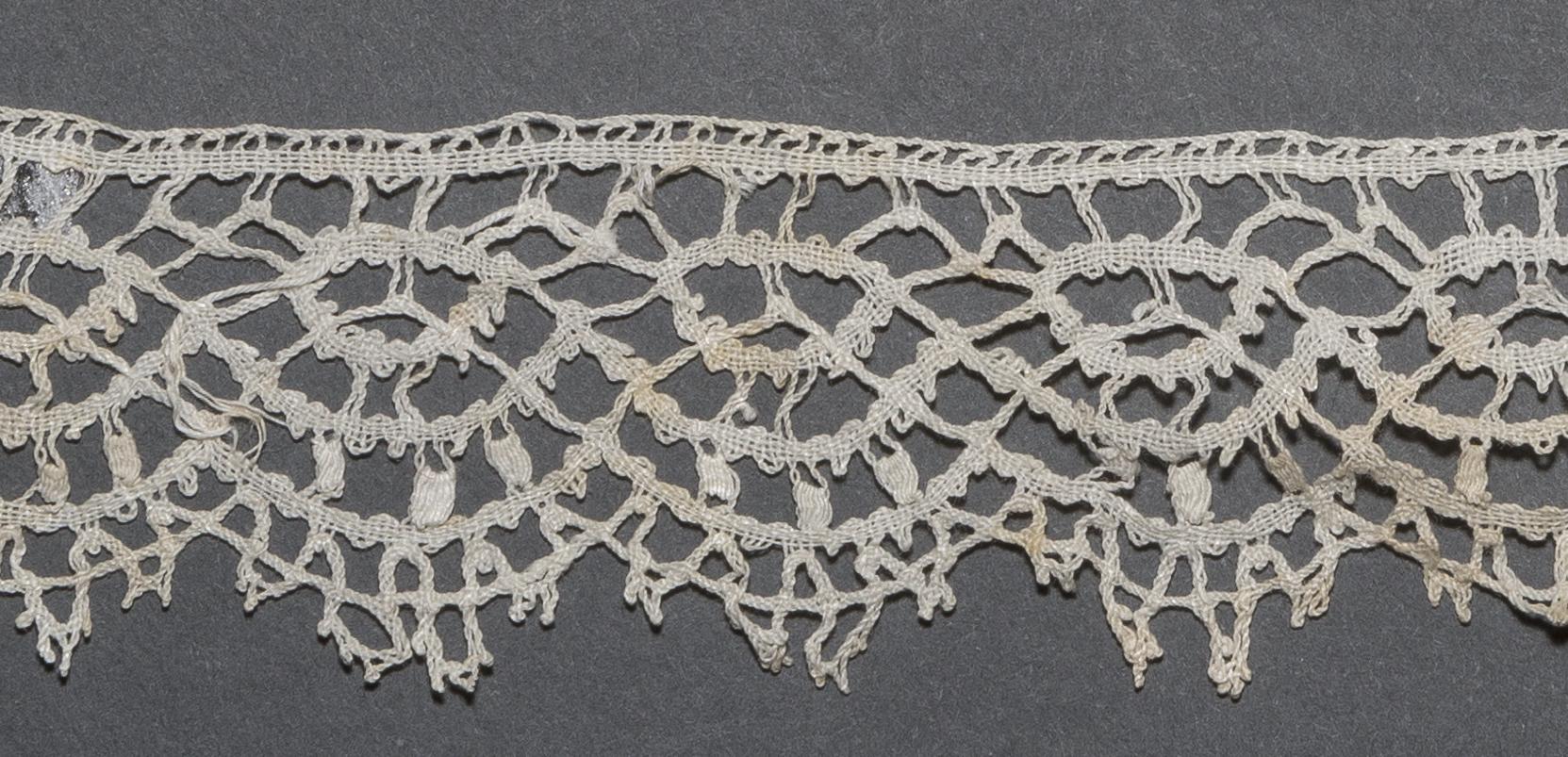 2002.0001.001.123 Passementerie, detail 1