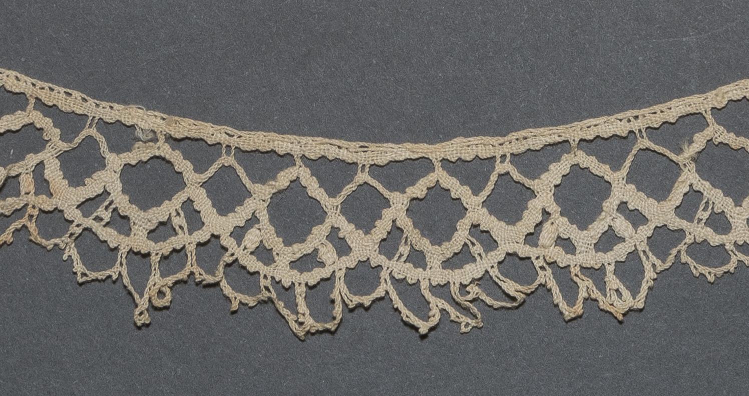 2002.0001.001.125 Passementerie, detail 1