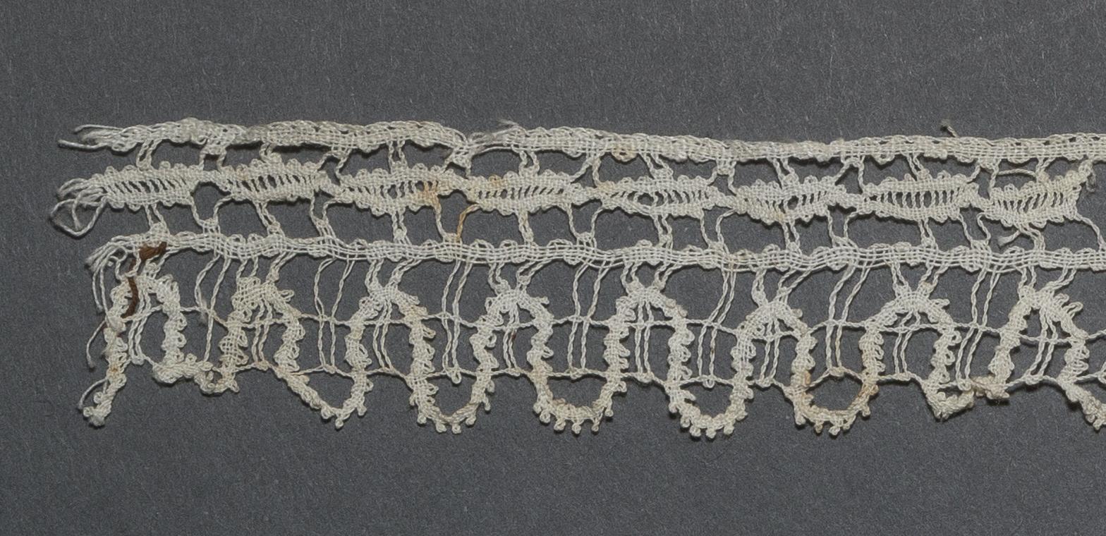 2002.0001.001.126 Passementerie, detail 1