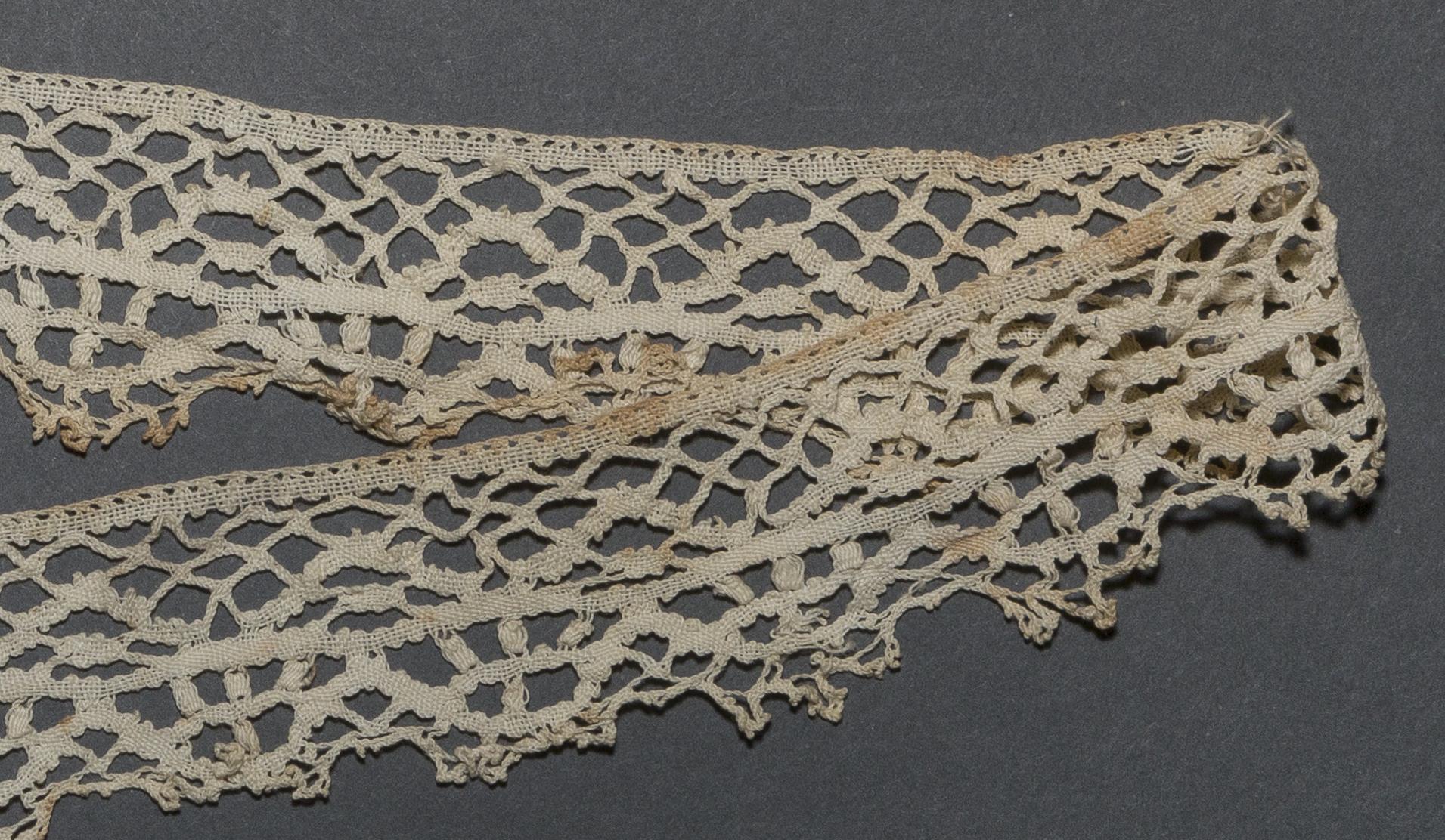 2002.0001.001.127 Passementerie, detail 2
