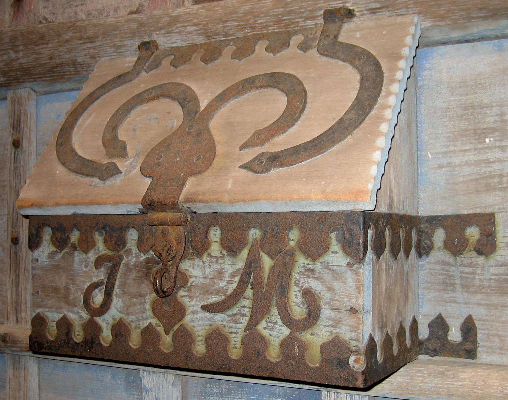 2002.0002 Conestoga wagon side (detail 1)