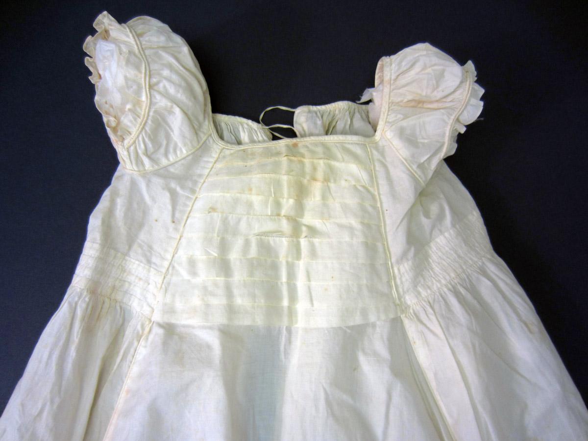 2002.0017.002 Dress, Bodice