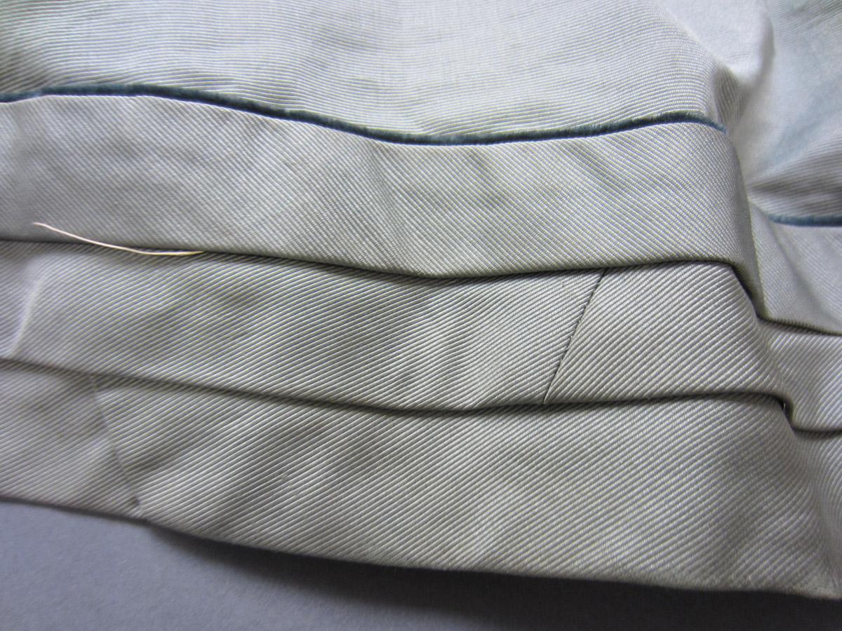 2002.0017.038 Dress, Detail