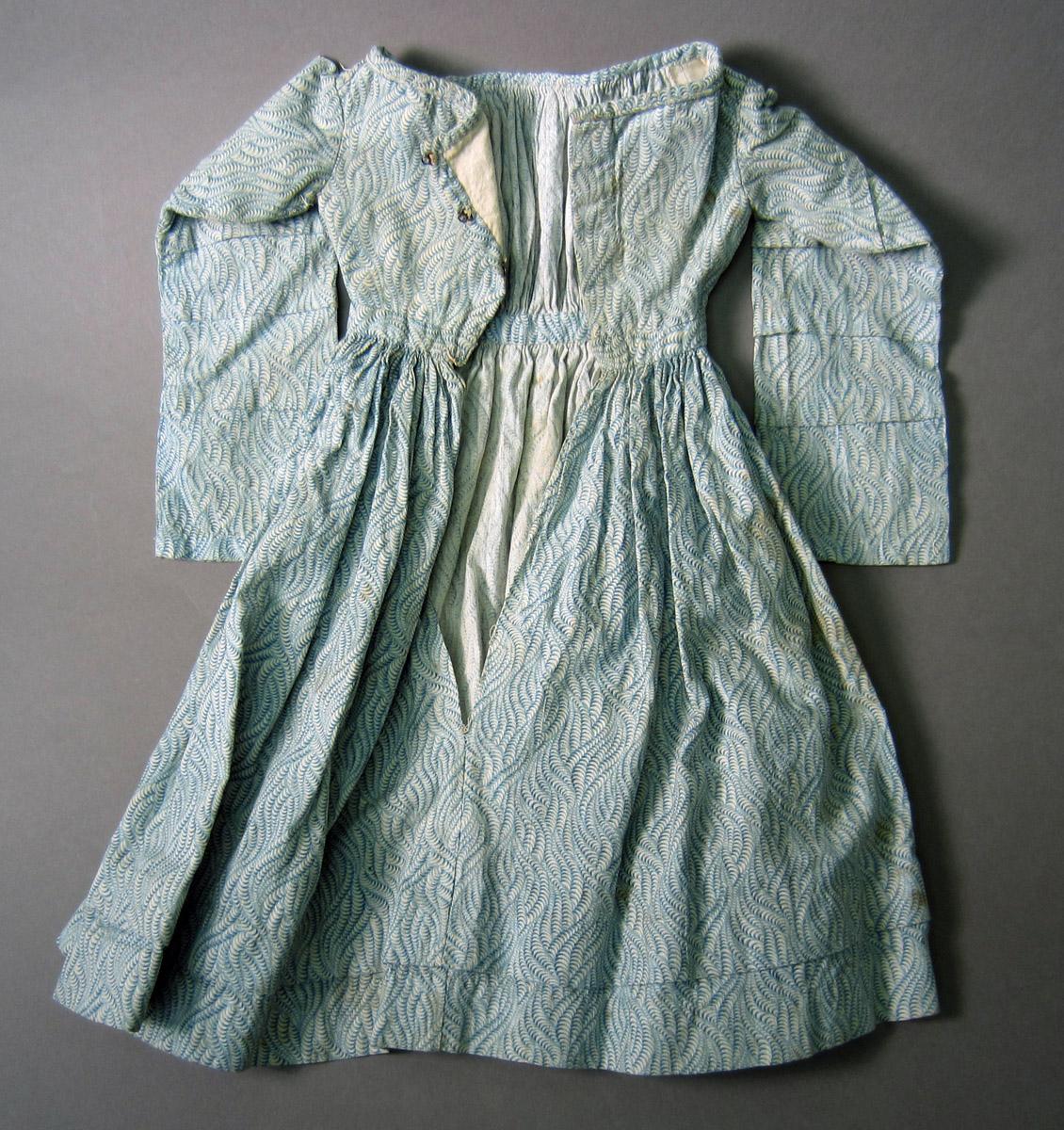 2002.0017.043 Dress, View 2