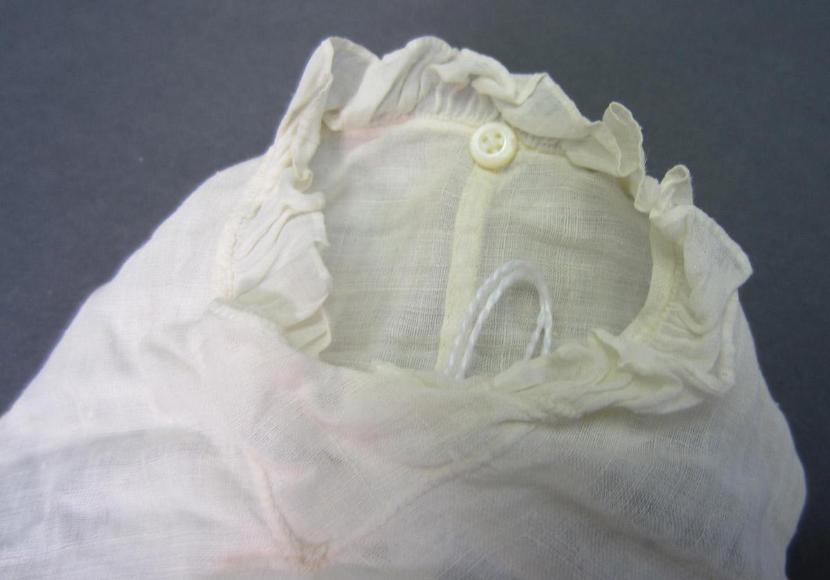 2002.0018.015 Bodice, Sleeve