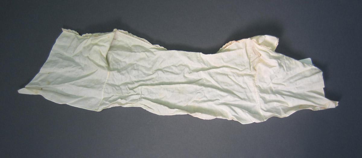 2002.0018.016 Bodice, Open