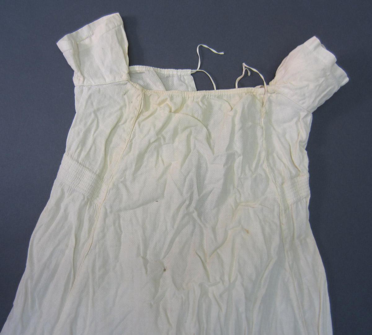 2002.0018.018 Bodice, Detail 1