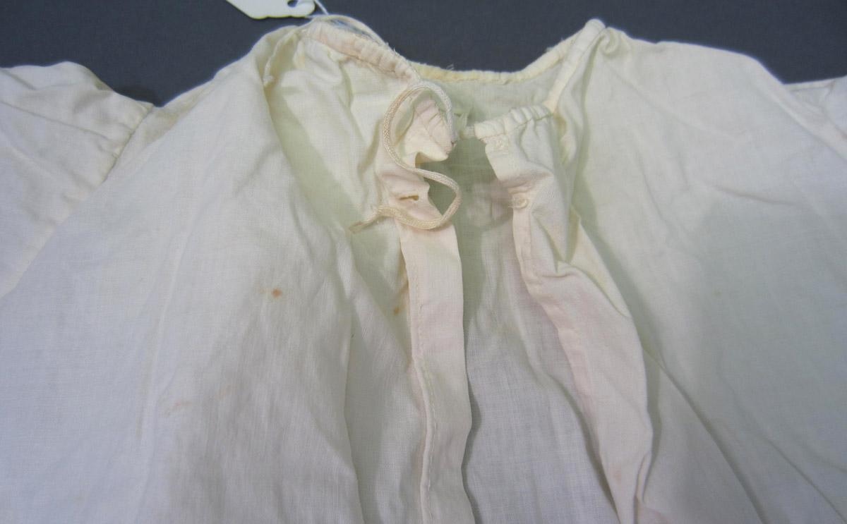 2002.0018.020 Bodice, Drawstrings