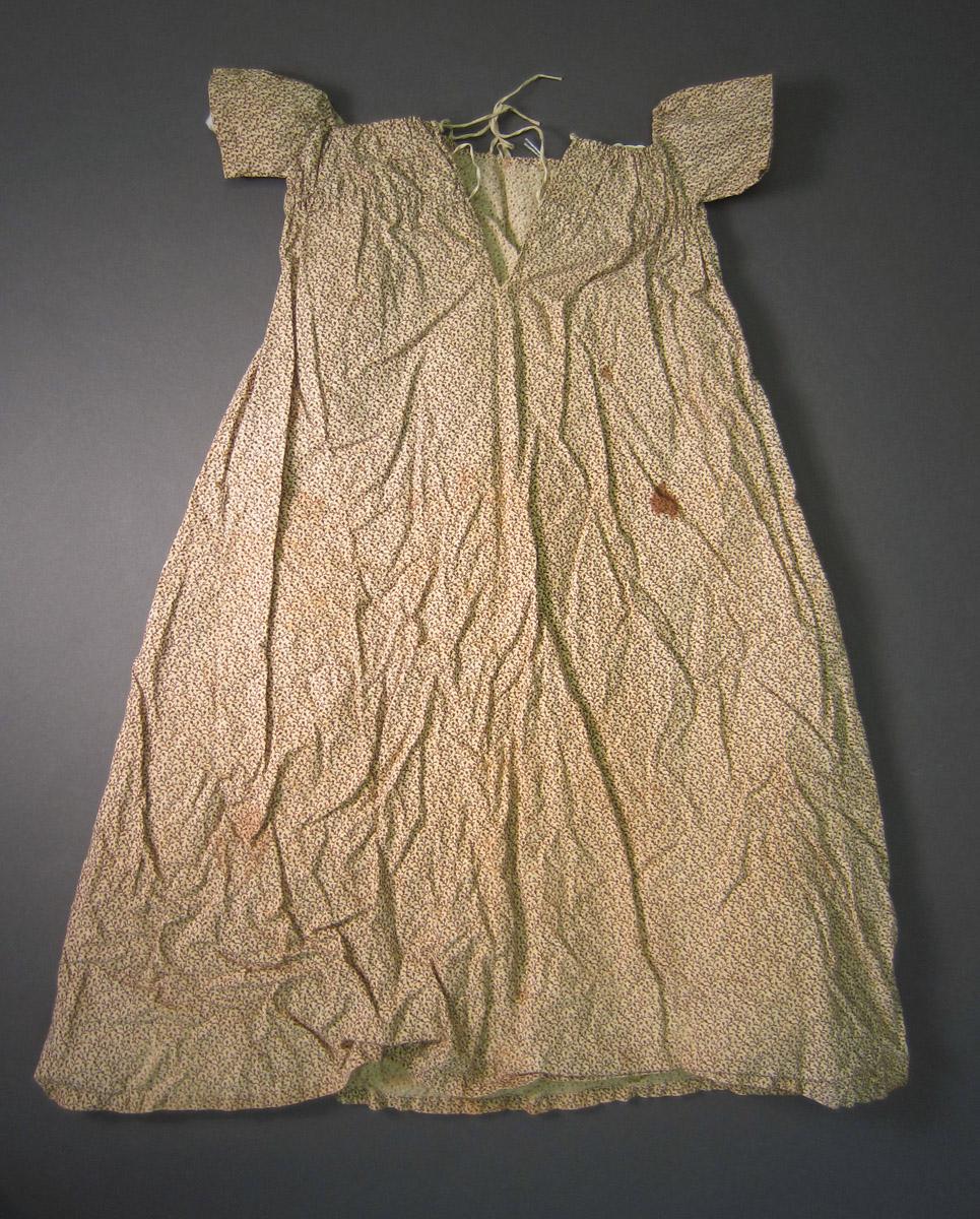 2002.0018.021 Dress, View 2