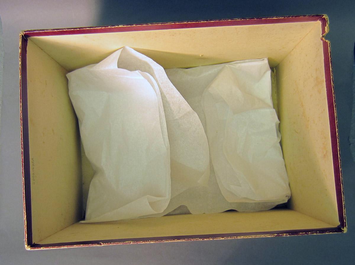 2002.0018.026 A Box, Interior