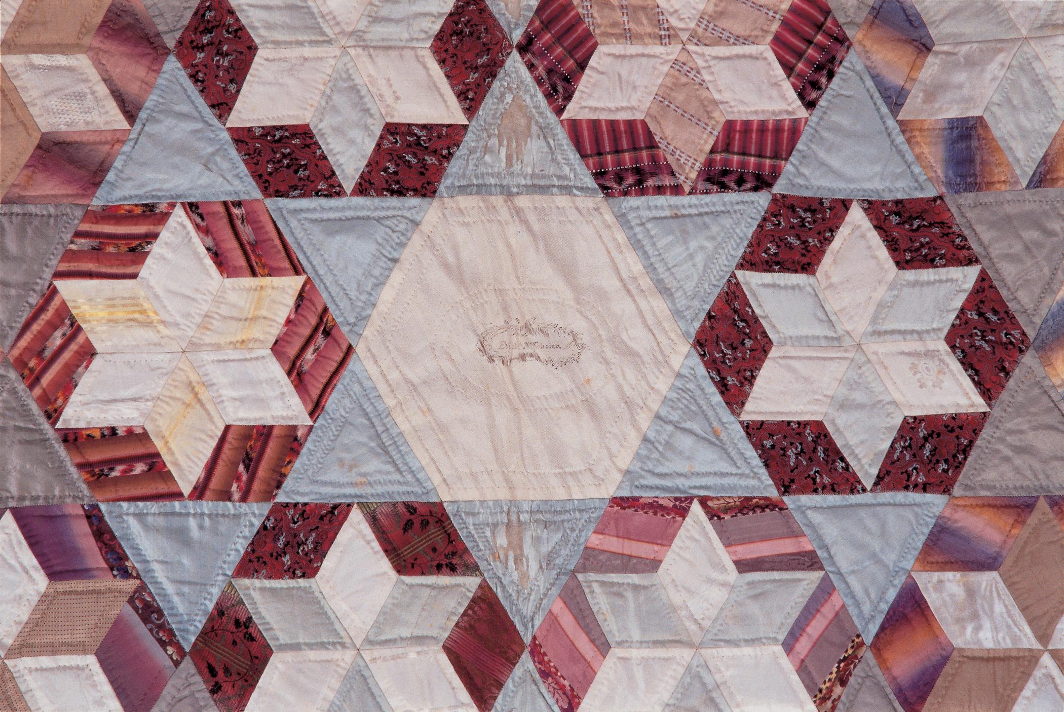 2002.0019 Quilt (detail 2)
