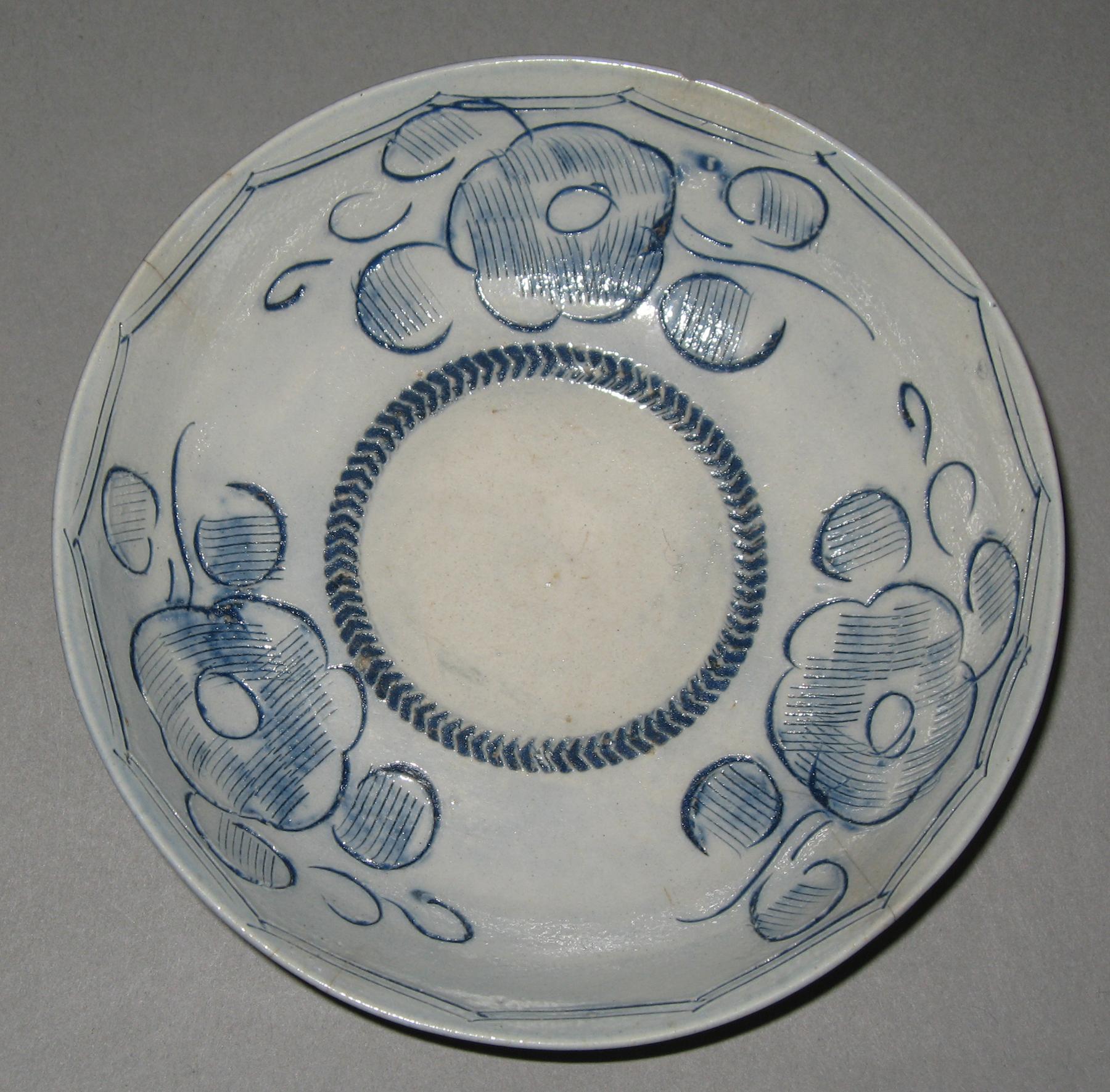 1958.0949 Saucer