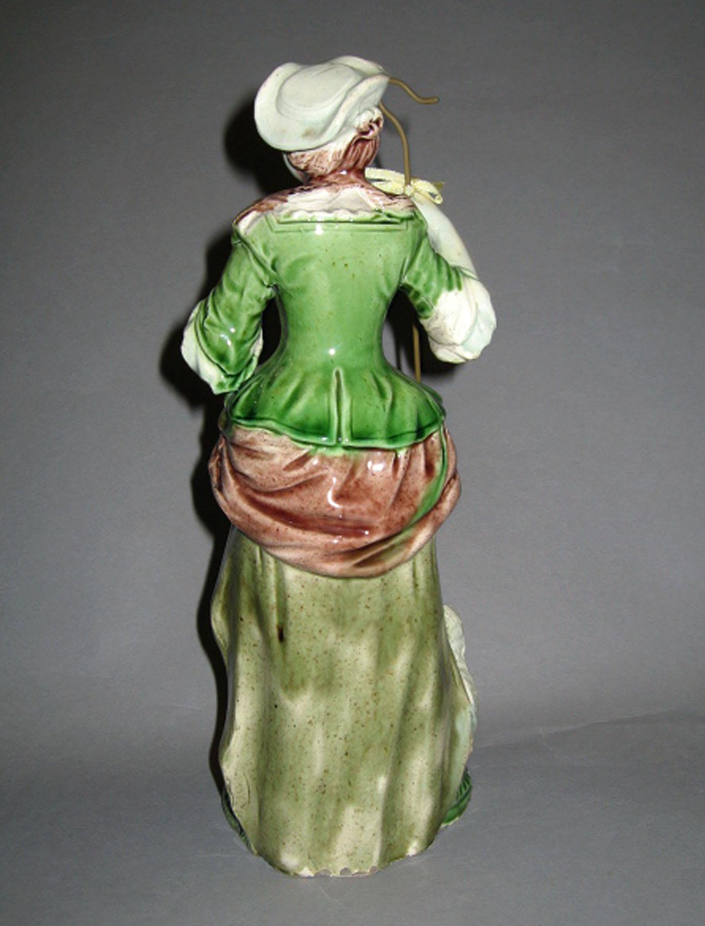 2002.0030.001.001 Pearlware figure (reverse)