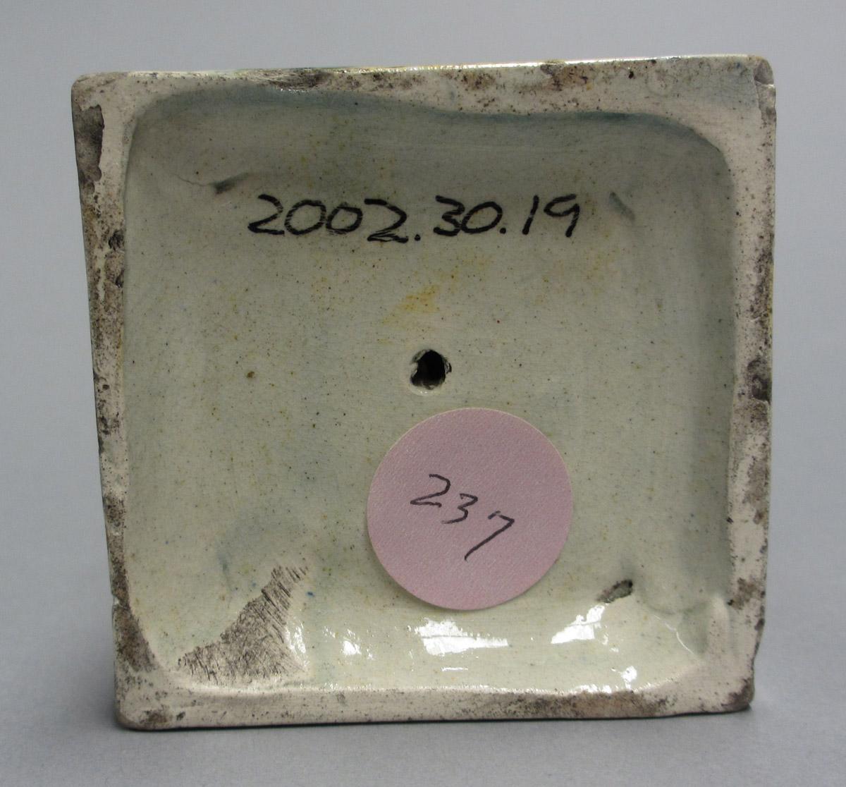 2002.0030.019 base